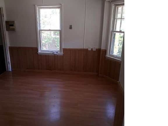 5th image of 12721 Duchess St