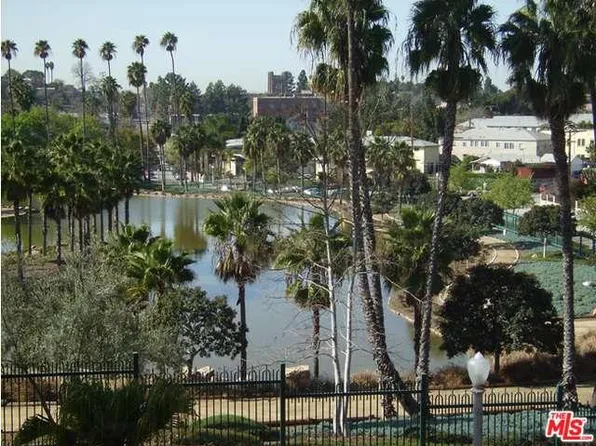 3153 Ettrick St, Los Angeles, CA 90027