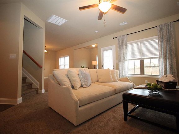 4th image of 1504 Orchard Dr