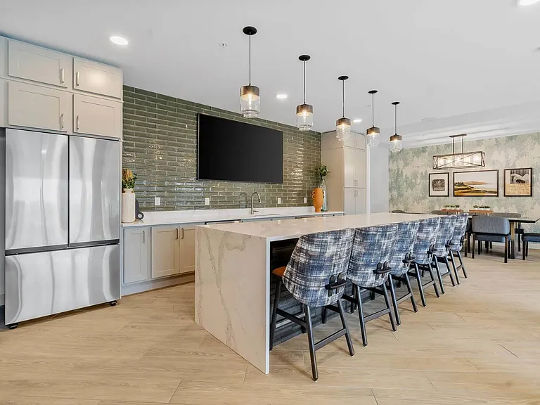 The Aurilla Apartments — Photo 33