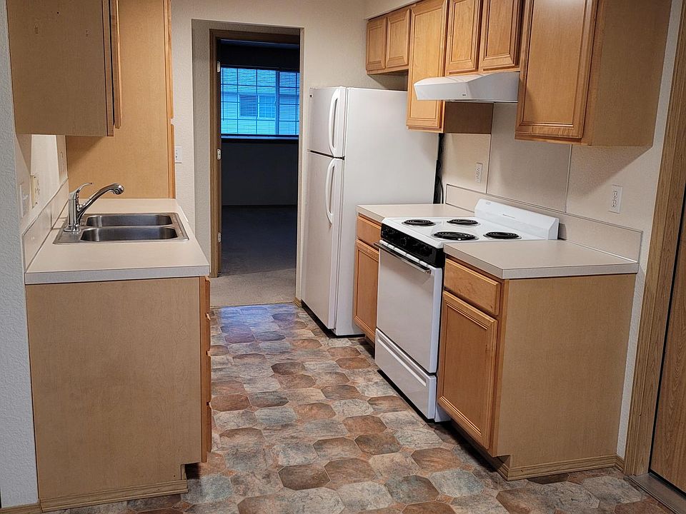1st image of 4415 14th Ave SE #212