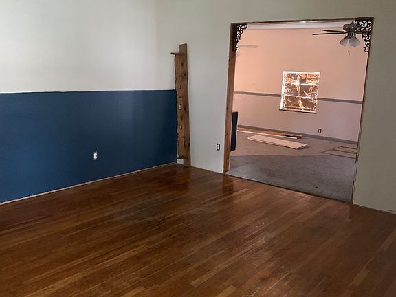 3rd image of 45 Redwood Dr