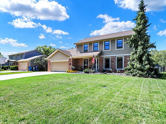 2nd image of 635 White Pine Dr