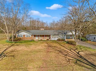 1585 Fleahop Rd, Eclectic, AL 36024
