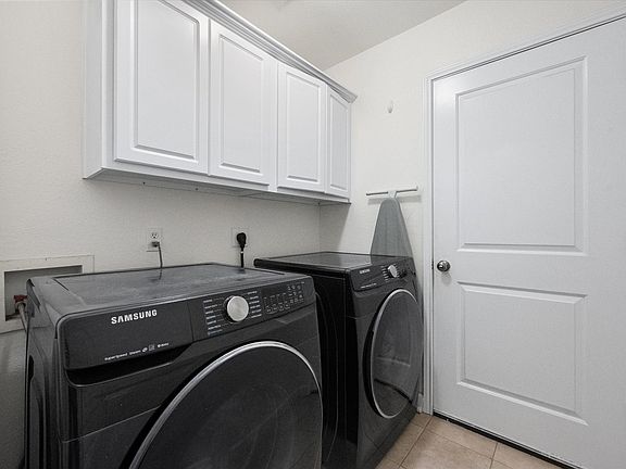 4th image of 1315 Foster St