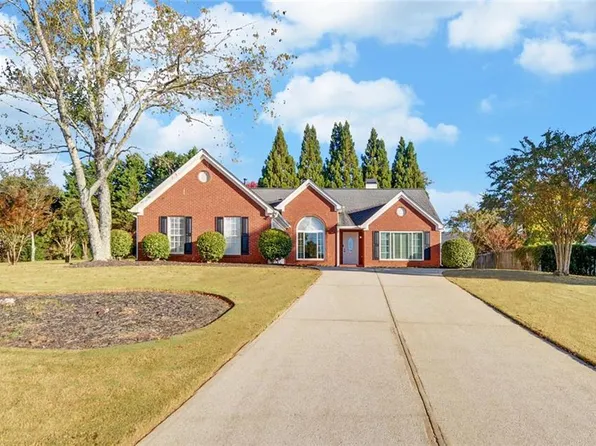 7045 Valley Landing Ct, Cumming, GA 30041