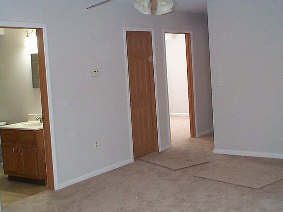 4th image of 1848 N Eastfield Dr