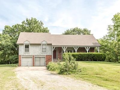 28802 NE 162nd St, Excelsior Springs, MO, 64024