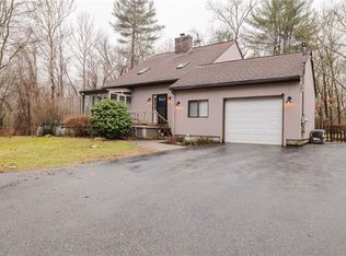 235 Lippitt Ave, Cranston, RI 02921