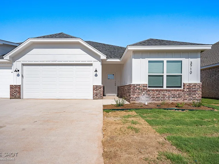 3710 Kala Dr — Photo 1