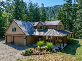 57214 E Marmot Rd, Sandy, OR 97055