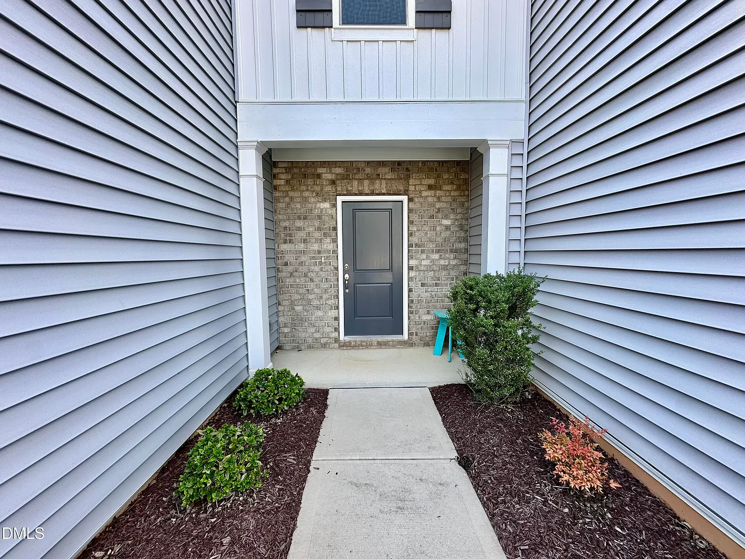 3 bed, 2.5 bath, 1457 sqft, $1,800 — Photo 3