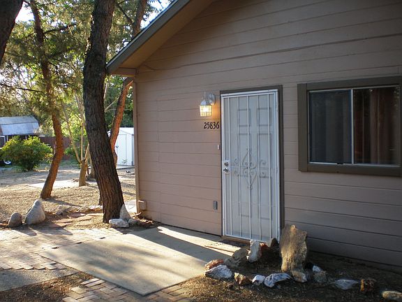 1/4 acre lot
