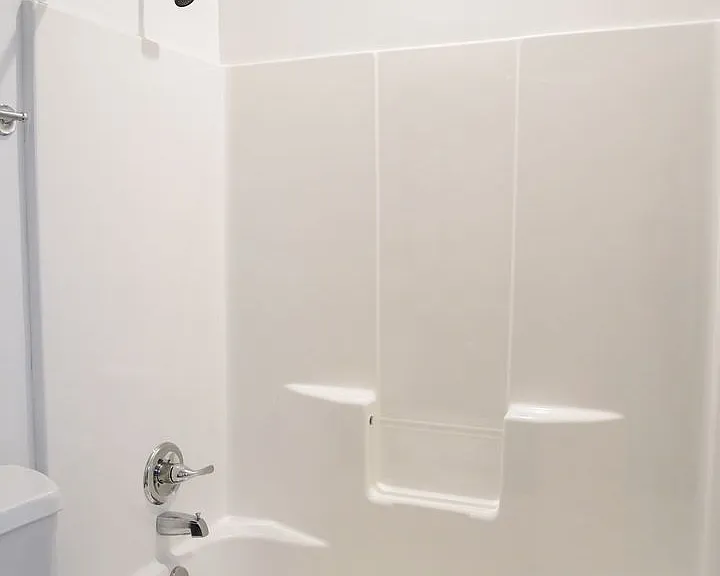 Beverly Townhomes — Photo 9
