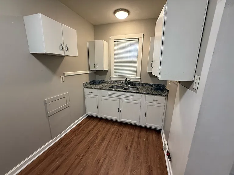 1195 Dorothy Pl #B — Photo 10