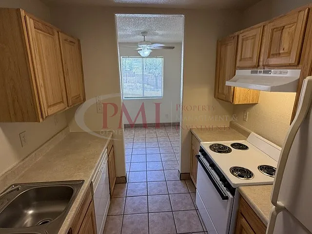 1660 West Park Drive Apt. A — Photo 14