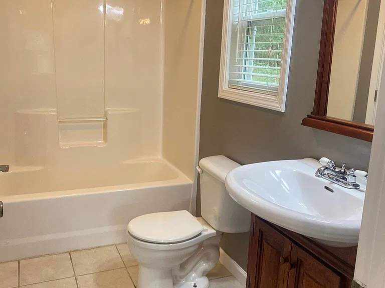 Boxborough Dr — Photo 9