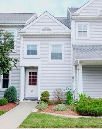 2nd image of 25 Kensington Way