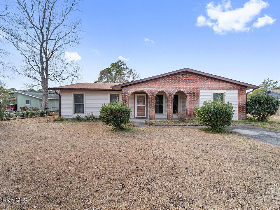 1st image of 6002 E Red Oak Court