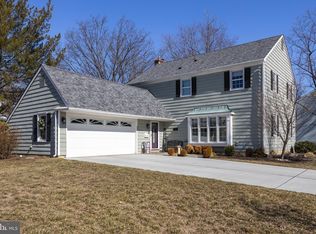 196 Westover Dr, Delran, NJ 08075