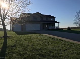 215 Donald Dr, Allegan, MI 49010
