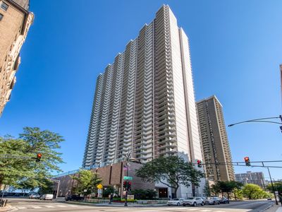 6033 N Sheridan Rd APT 10B, Chicago, IL, 60660