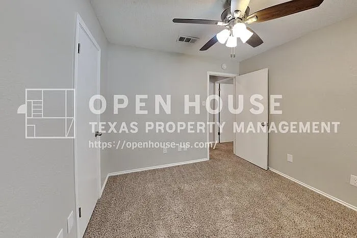 1313 Colony Ct — Photo 27