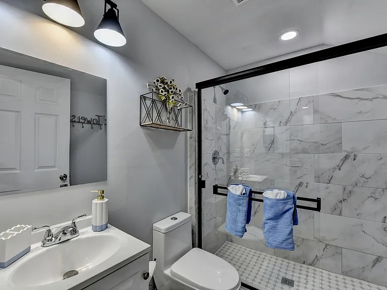 175 Burbank Dr NW #B — Photo 30