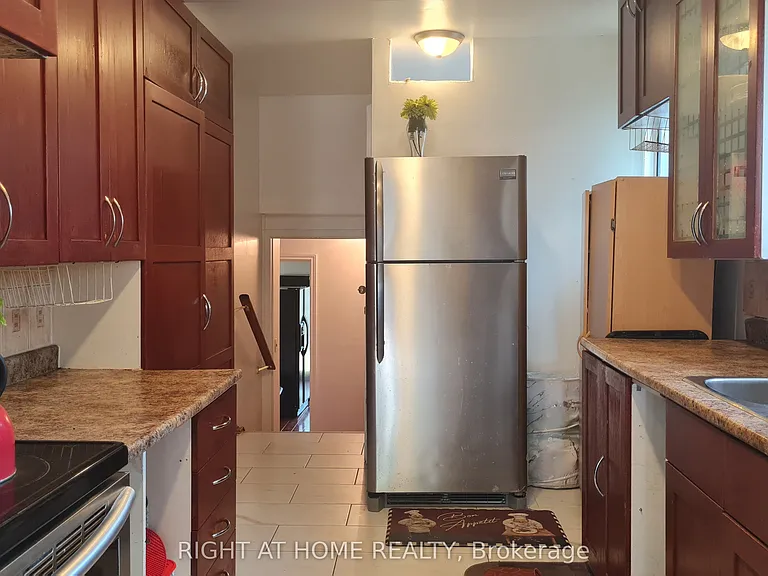 55 Littleleaf Dr #B — Photo 4