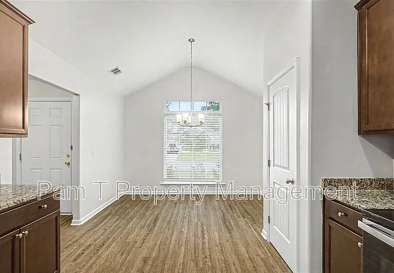 20 Swallow Tail Cir — Photo 12