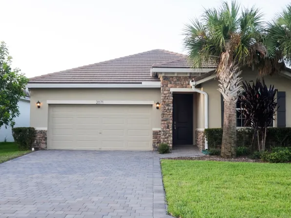 2071 NW Golden Oak Trl, Jensen Beach, FL 34957
