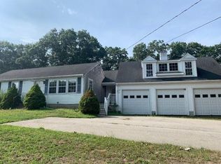 7 Greener Pastures Ln, Plymouth, MA 02360