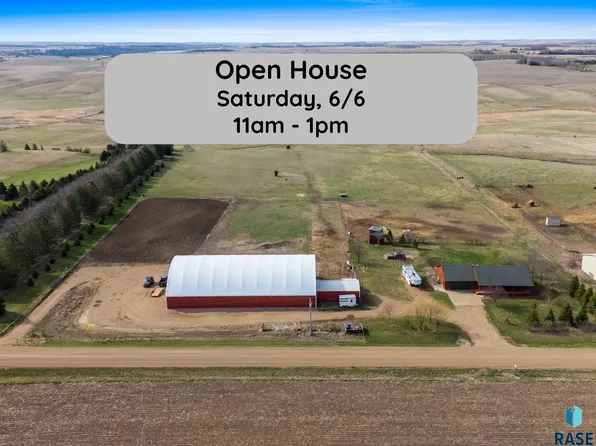 45139 Hawk Dr, Montrose, SD 57048