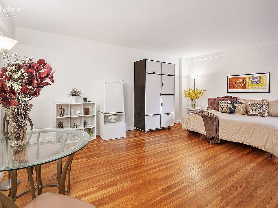 1st image of 60 E 9th St APT 530