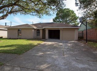 9906 Rocky Hollow Rd, La Porte, TX 77571