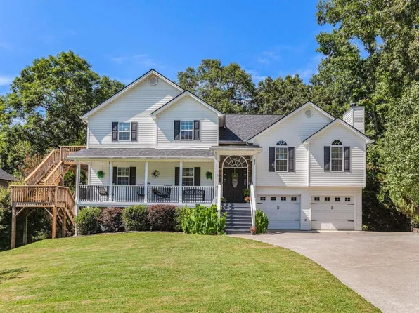 35 Blakes Ln, Talking Rock, GA 30175