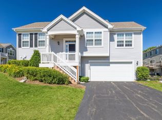 1060 Piccolo Ln, Volo, IL 60073