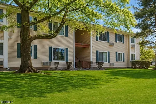 22 Bolton Ct Photo 1