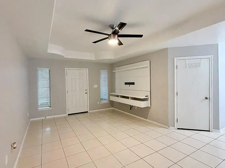 3008 Chadwick Pl — Photo 3