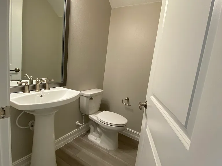 4671 Almada Ln — Photo 13