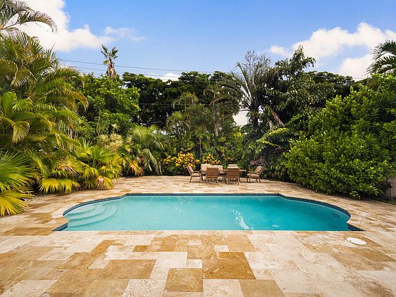 2nd image of 9112 Villa Portofino Circle
