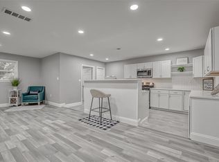 801 Longbeach Dr, Garland, TX 75043