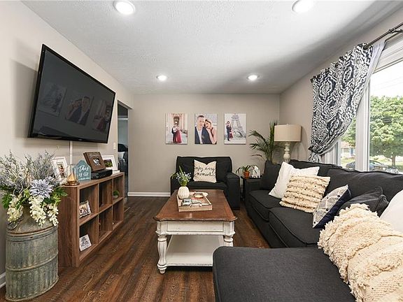 5th image of 15647 Remora Blvd