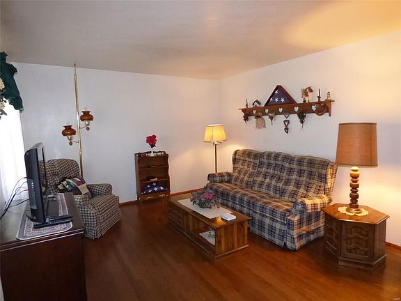 3rd image of 7362 Naples Dr