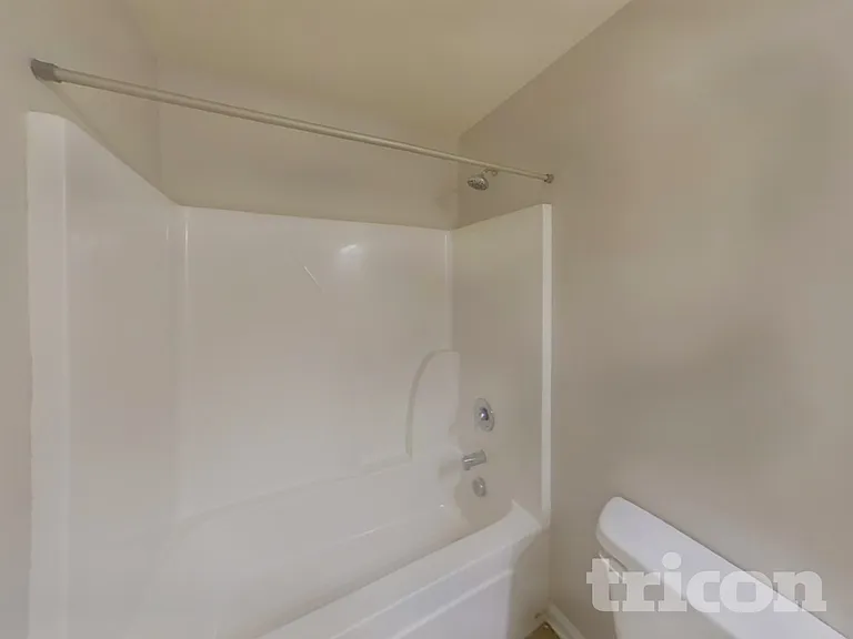 7646 Crawford Ct — Photo 16