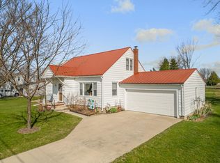 104 W 8th St, Sumner, IA 50674