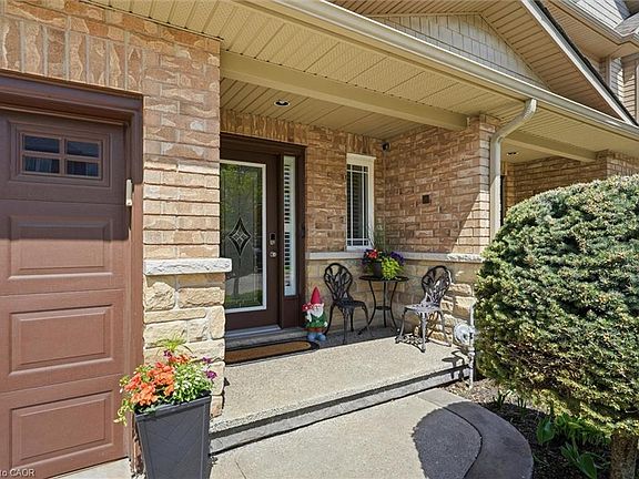 2nd image of 84 Periwinkle Dr