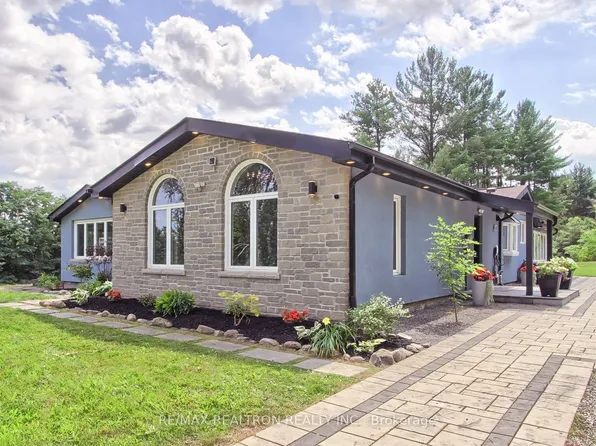 3433 Mount Albert Rd, East Gwillimbury, ON L0G 1V0