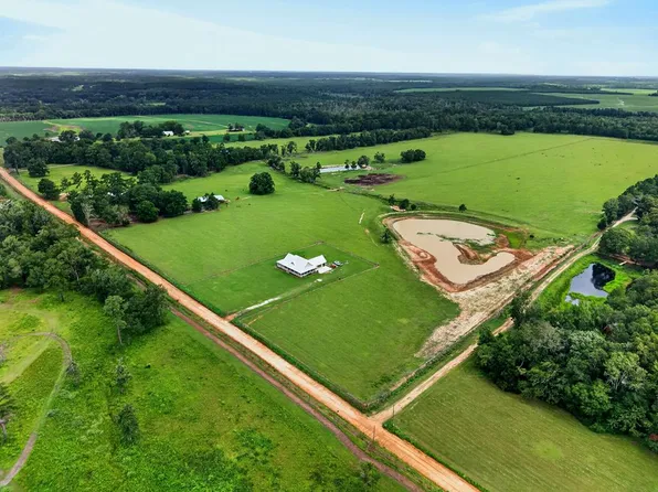 4497 Howard Rd, Pavo, GA 31778