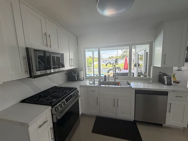 8085 NW 21st St — Photo 14